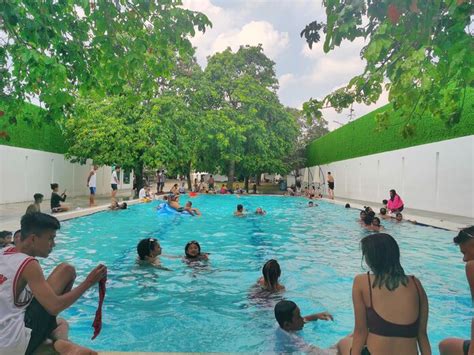swimming resorts in quezon city.